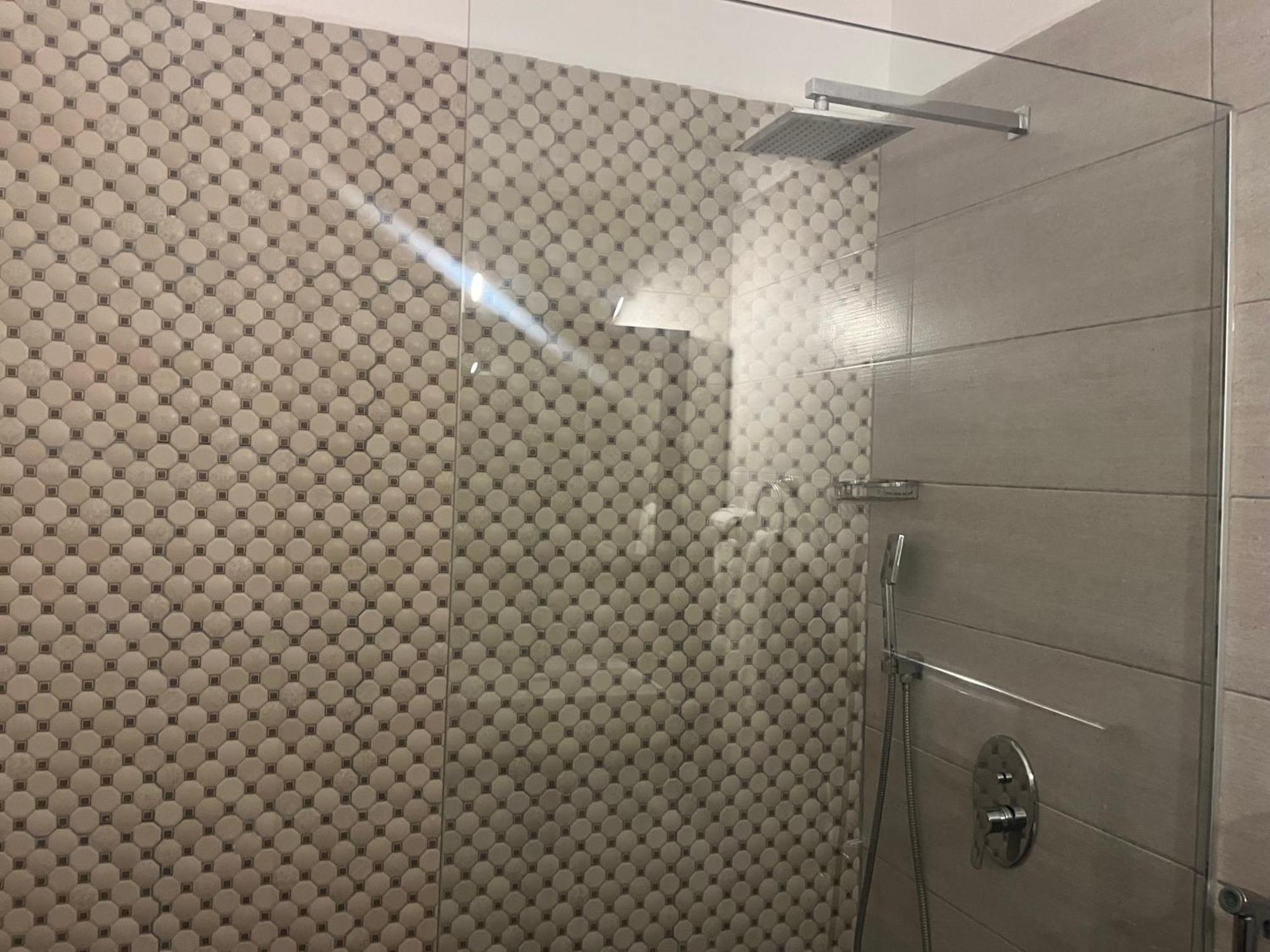 Saranda Hotel Εξωτερικό φωτογραφία
